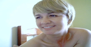 Tani3.5 48 years old I am from Colombo/Parana, Seeking Dating Friendship with Man